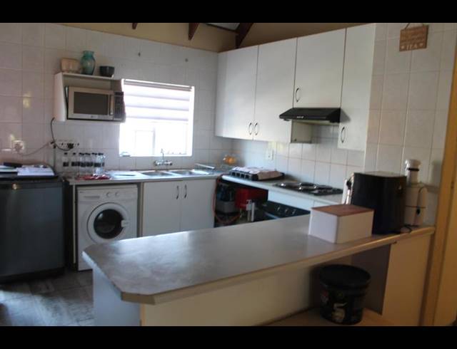 3 BEDROOM TOWNHOUSE FOR SALE IN EDEN GLEN